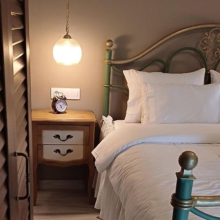 Rizes House Apartment อาโยส นิโกลาออส ภายนอก รูปภาพ