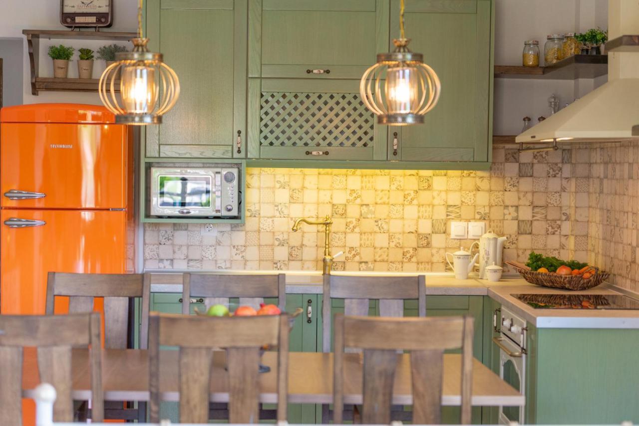 Rizes House Apartment อาโยส นิโกลาออส ภายนอก รูปภาพ