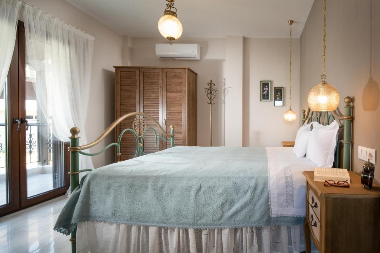 Rizes House Apartment อาโยส นิโกลาออส ภายนอก รูปภาพ